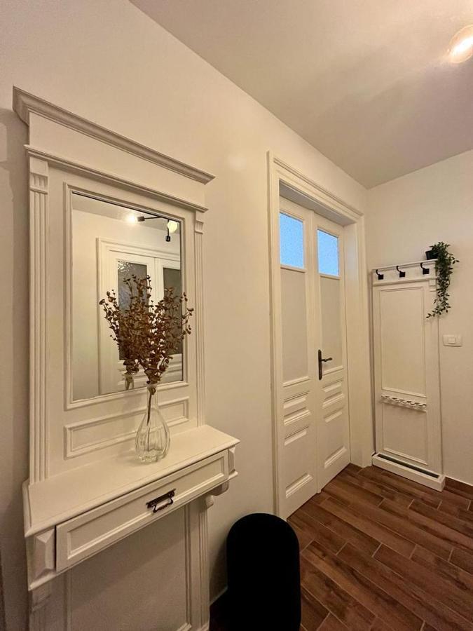Lux Apartmans Apartman Póla Kültér fotó