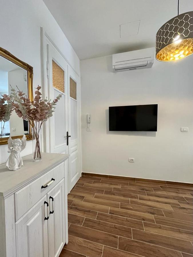 Lux Apartmans Póla Kültér fotó