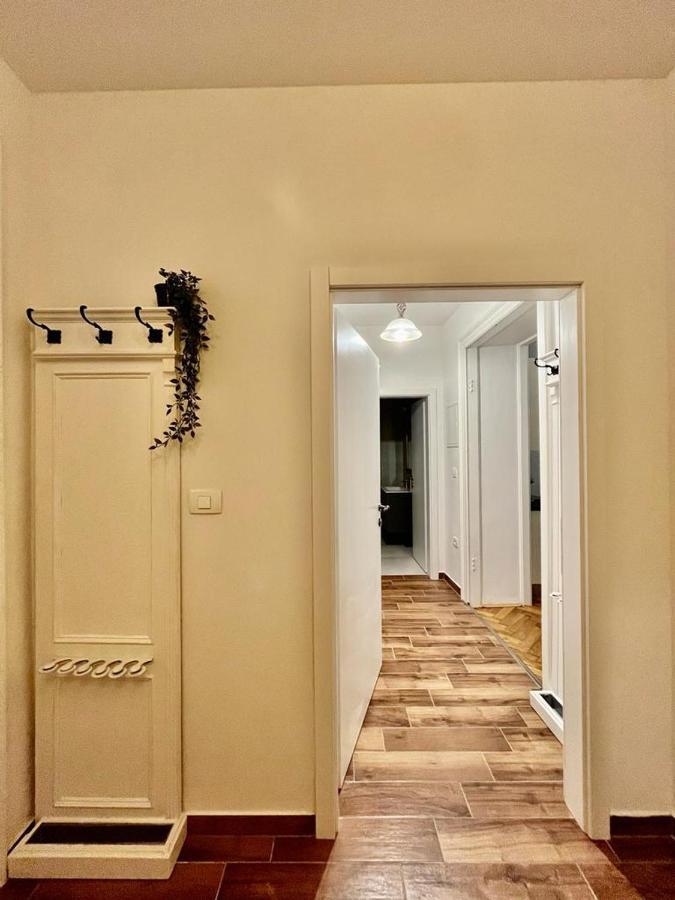 Lux Apartmans Apartman Póla Kültér fotó