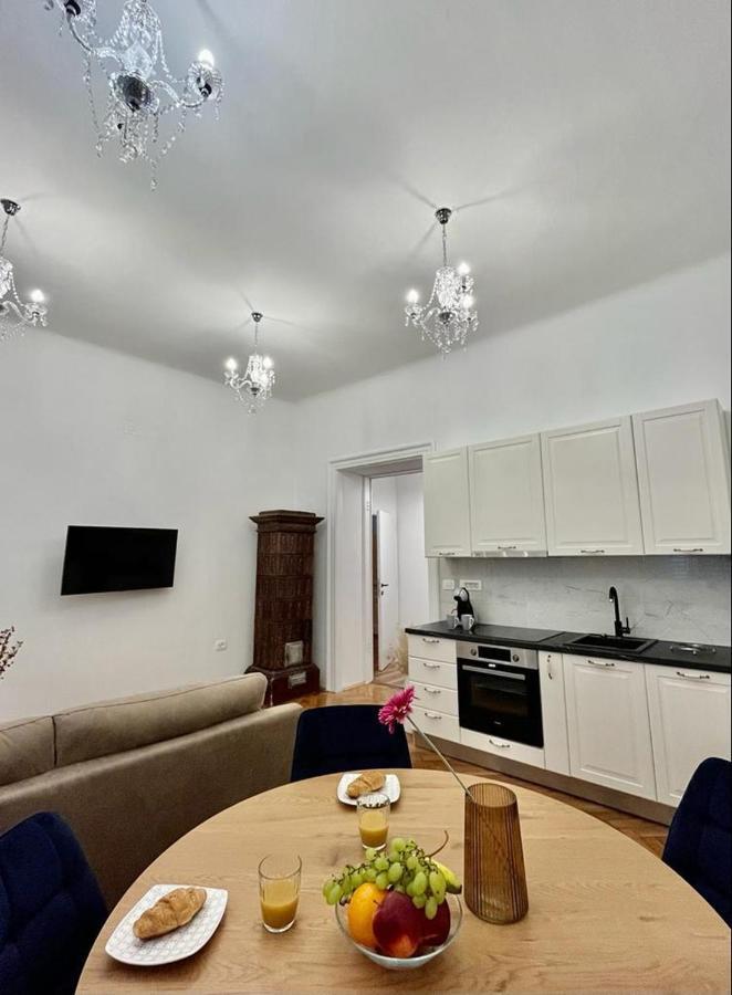 Lux Apartmans Póla Kültér fotó
